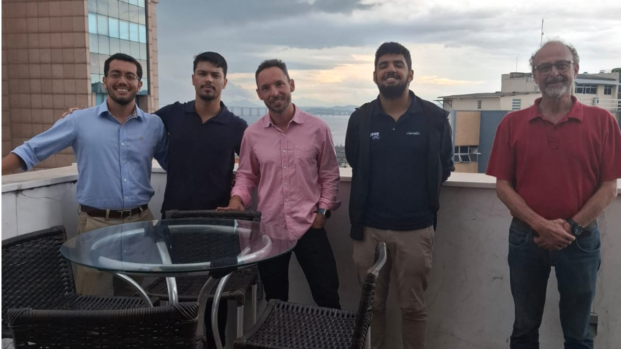 WSB and UFRJ: market direction