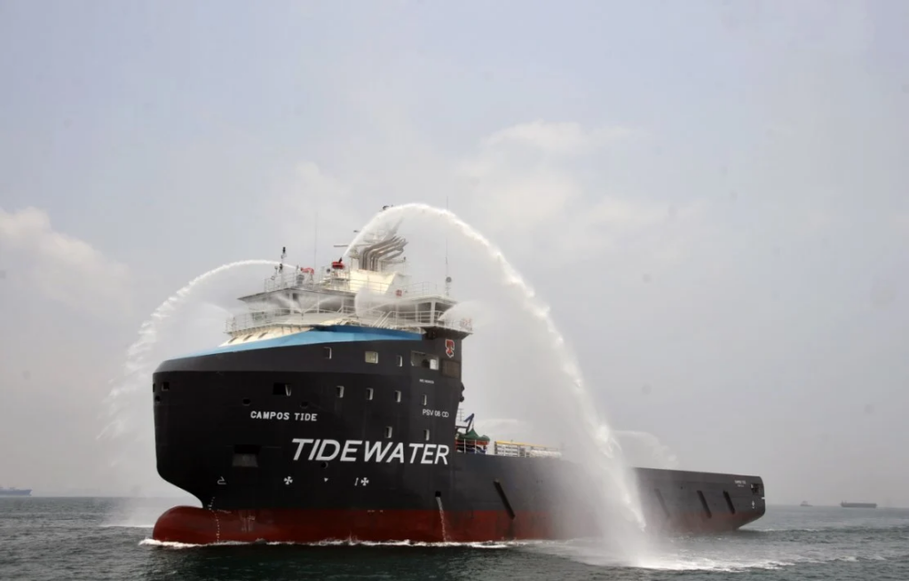 Campos Tide, Tidewater vessel